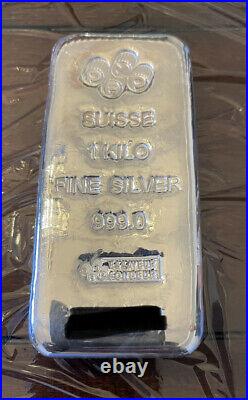 1 Kilo PAMP Suisse Silver Cast Bar. 999 Fine with Assay Card In Serial Numbers