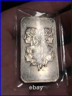 Exremely Rare Pamp Suisse 4 Seasons 1 Ounce Troy Silver Pendant Bar Type 1