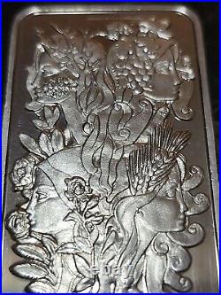 Exremely Rare Pamp Suisse 4 Seasons 1OZ Silver Pendant Bar-BEST CONDITION