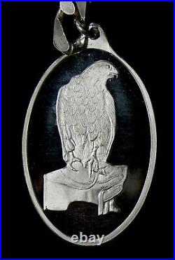 RARE VINTAGE ORIGINAL PAMP SUISSE 999 1oz FALCON OVAL KEYCHAIN NEVER USED